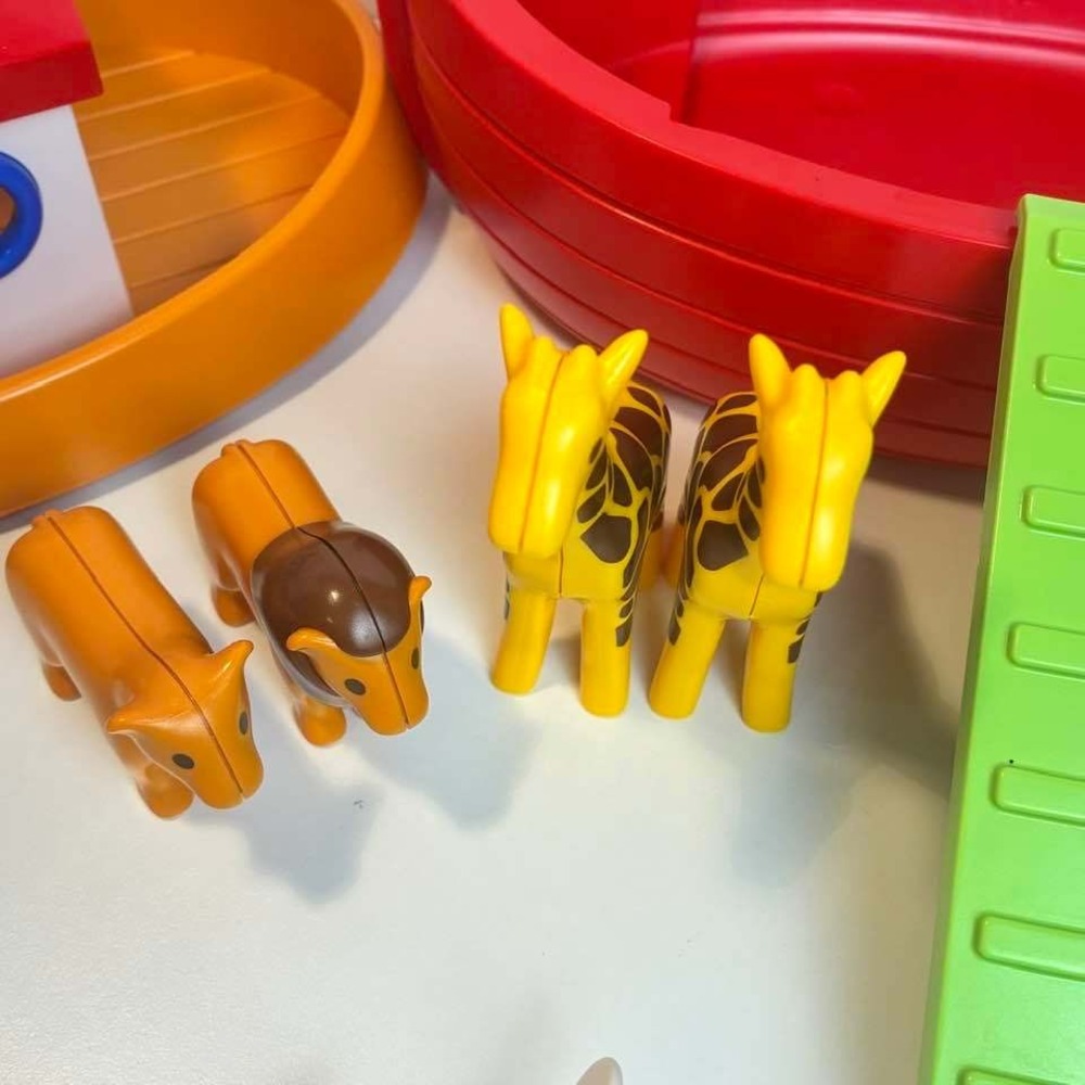 Playmobil Noah's Ark Boat Animal Set Figures Ramp Zoo Safari Toy Lot Vintage Toy - Picture 3 of 11